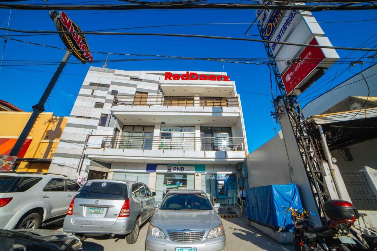 Reddoorz Near Angeles University Foundation Εξωτερικό φωτογραφία